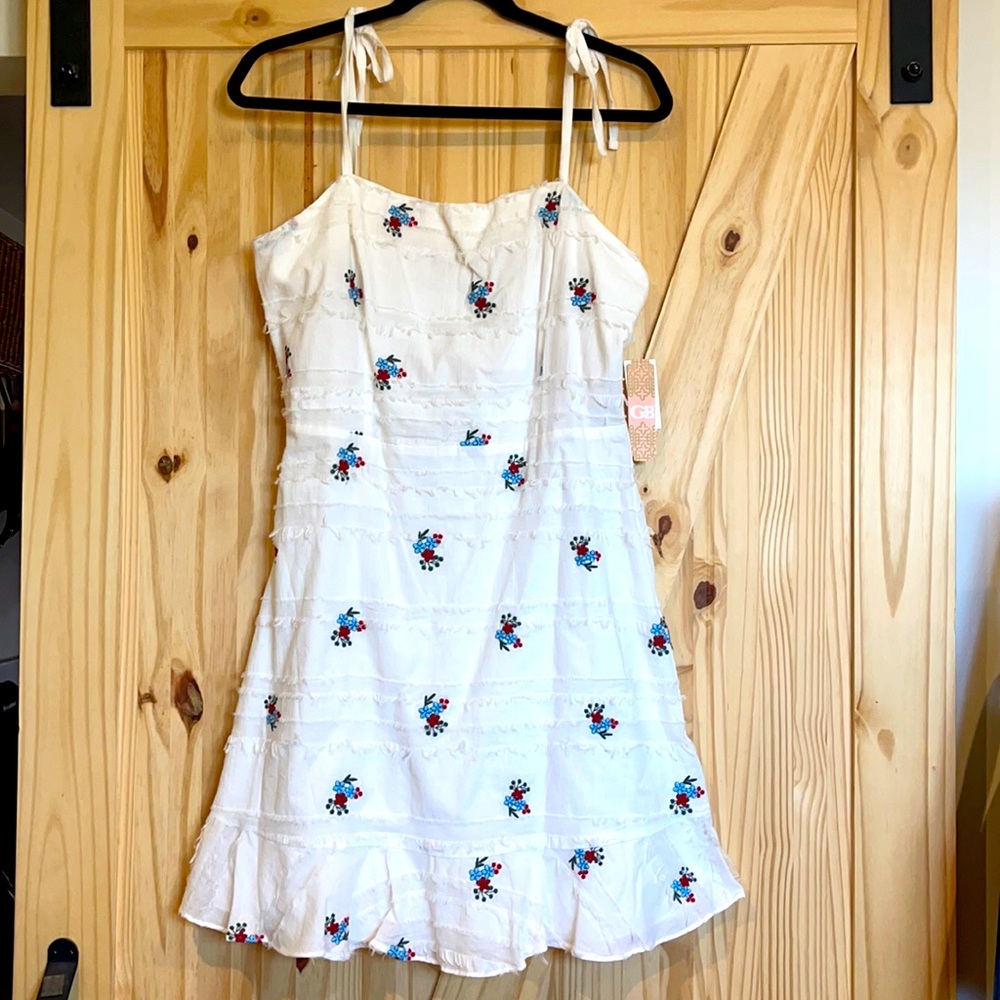 Gianni Bini White Summer Dress with Blue and Red Floral Accents